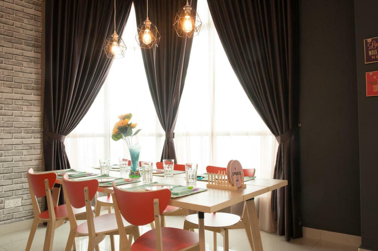 Austin 18 Ikea - Aeon Apartment Джохор Бахру Екстериор снимка